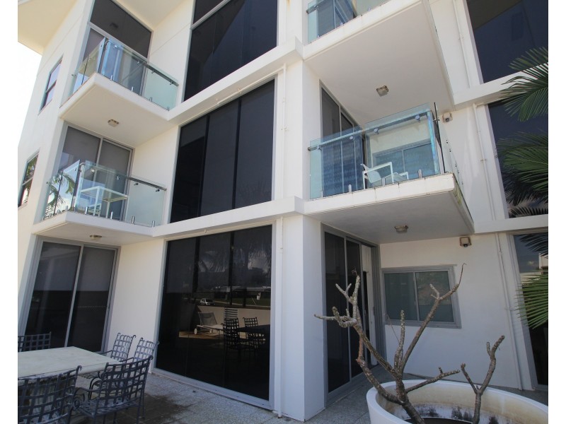 1/2 Donkin Lane, Mission Beach QLD 4852