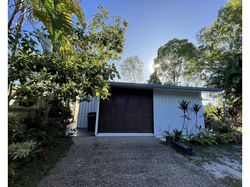 19 Mcnamara St, Wongaling Beach QLD 4852