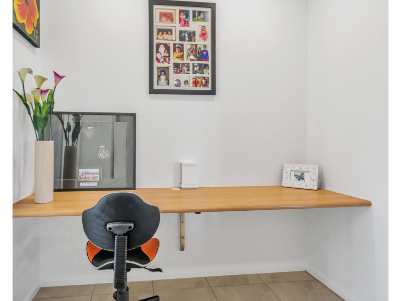 8 Seagull Cl, Mission Beach QLD 4852