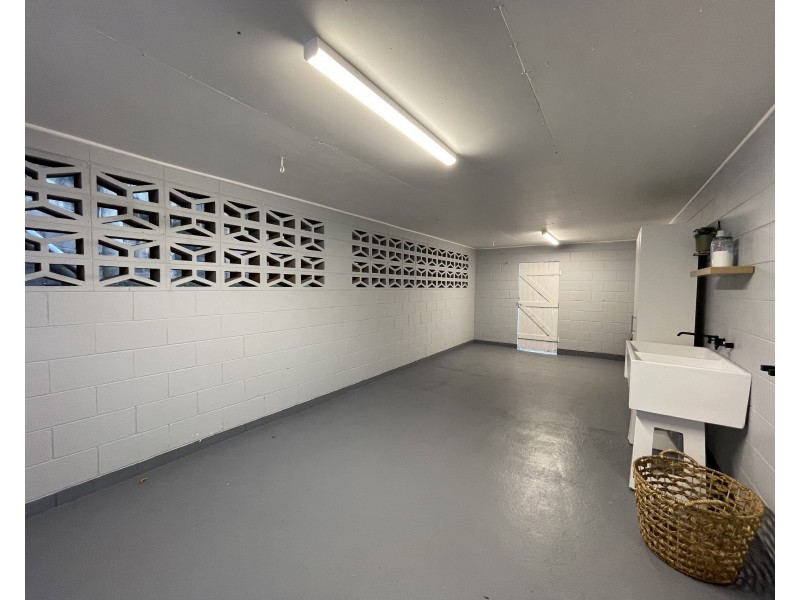 14 Mission Dr, South Mission Beach QLD 4852