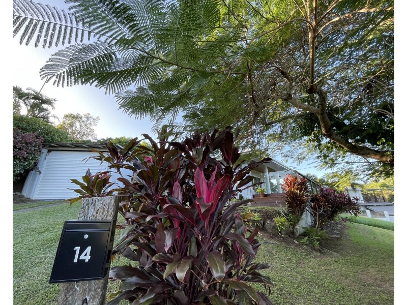 14 Mission Dr, South Mission Beach QLD 4852