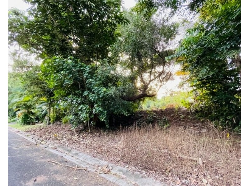 63 Cutten St, Bingil Bay QLD 4852