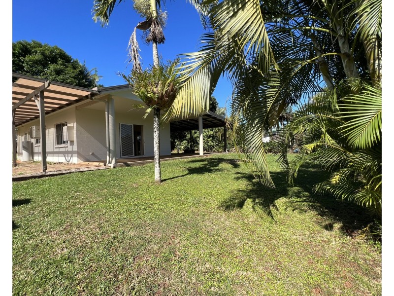 5 Royal Palm Drive, Mission Beach QLD 4852