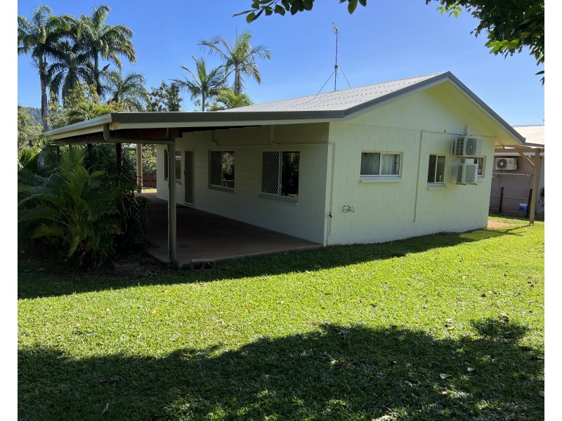 5 Royal Palm Drive, Mission Beach QLD 4852