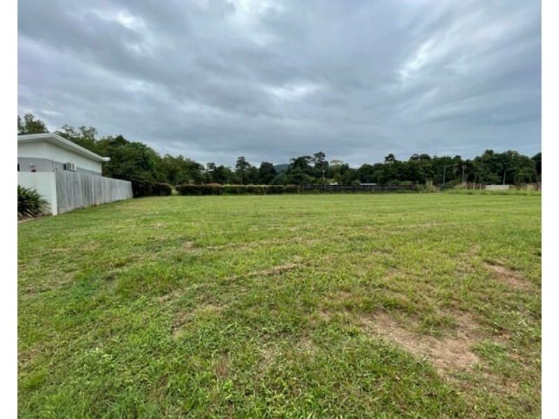 10 Lani Cl, Mission Beach QLD 4852