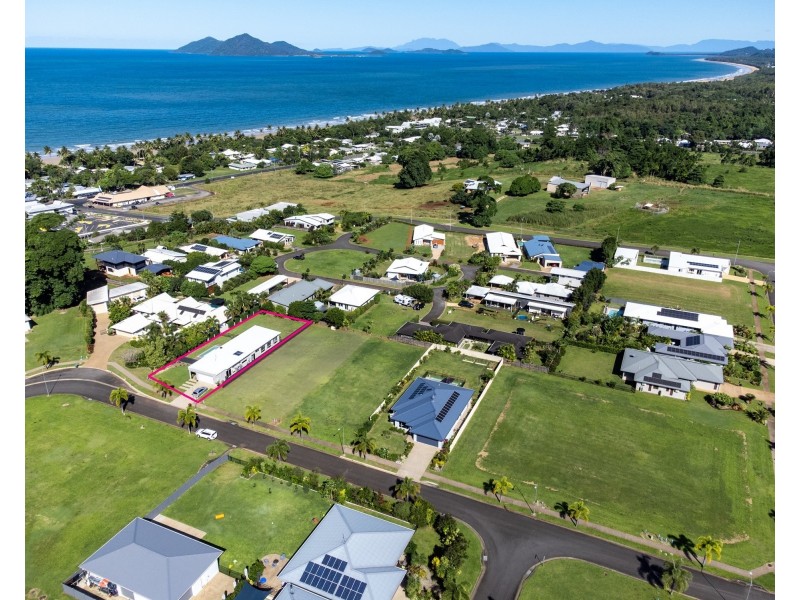 14 Seagull Cl, Mission Beach QLD 4852