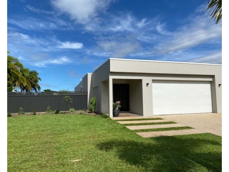 14 Seagull Cl, Mission Beach QLD 4852