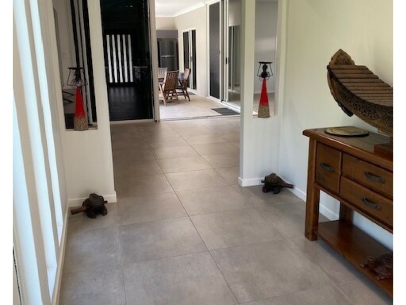14 Seagull Cl, Mission Beach QLD 4852