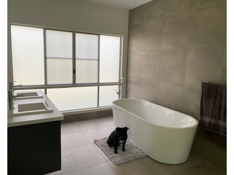 14 Seagull Cl, Mission Beach QLD 4852