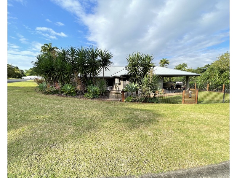 2 Penwerris Pl, Mission Beach QLD 4852