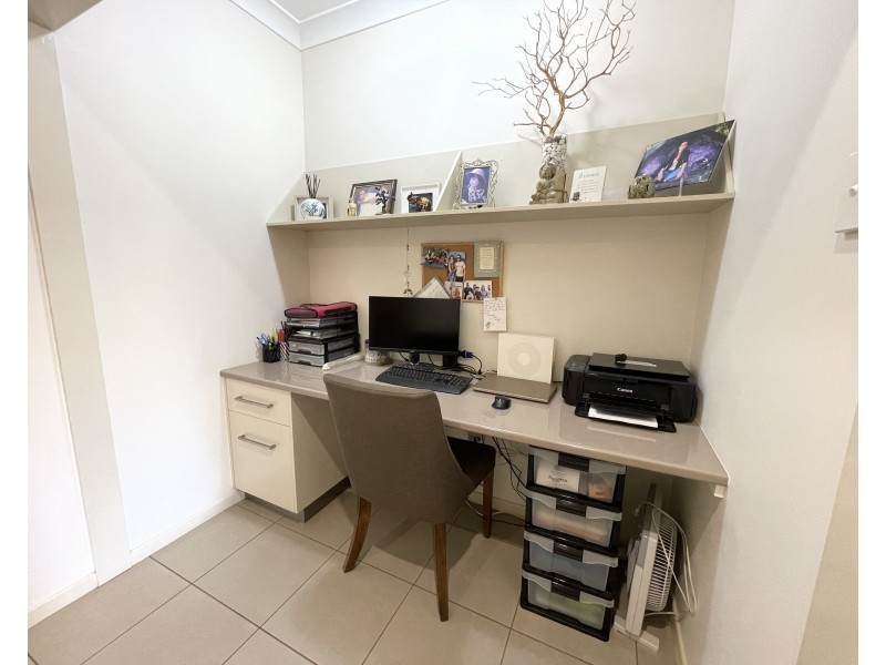 2 Penwerris Pl, Mission Beach QLD 4852
