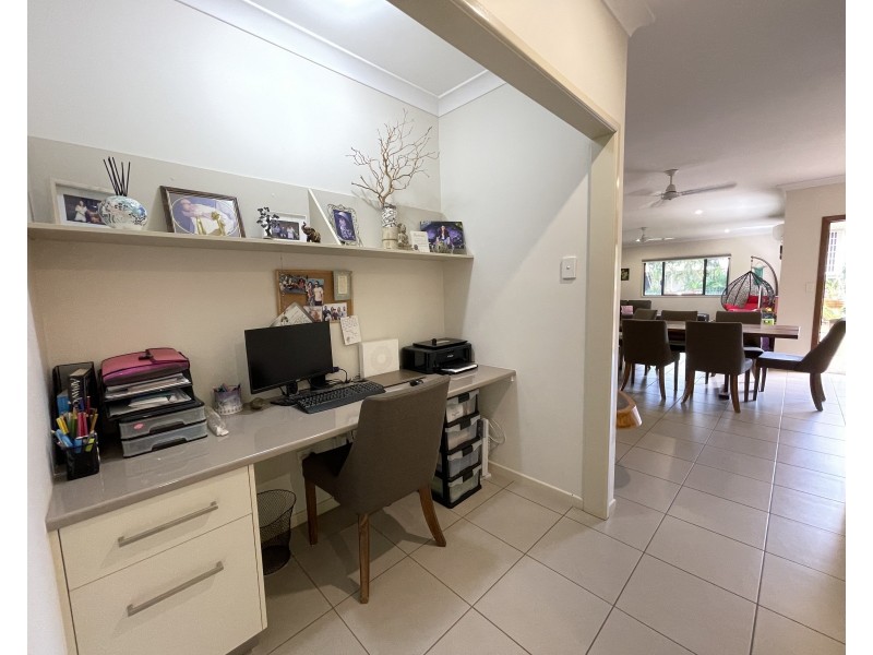 2 Penwerris Pl, Mission Beach QLD 4852