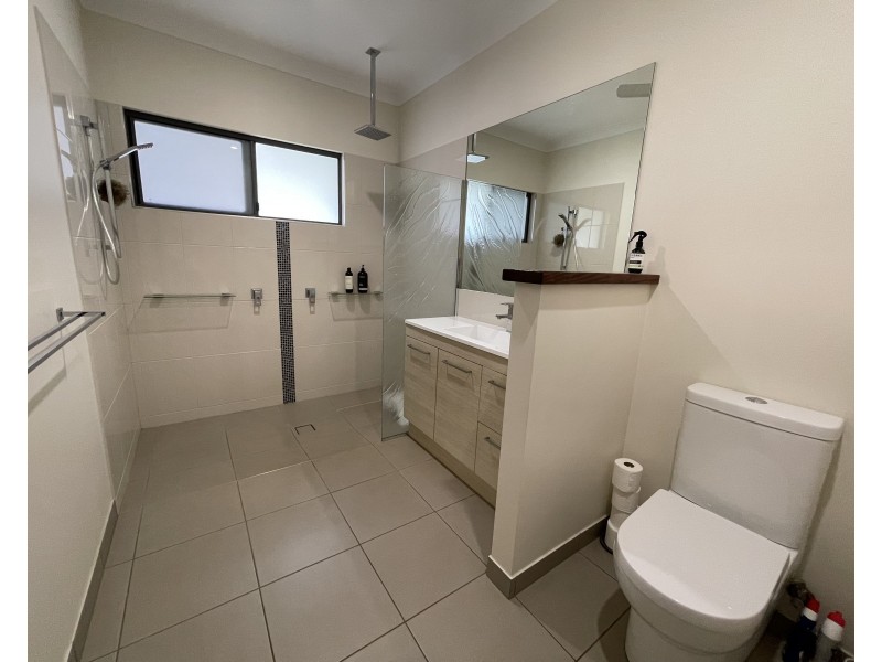 2 Penwerris Pl, Mission Beach QLD 4852