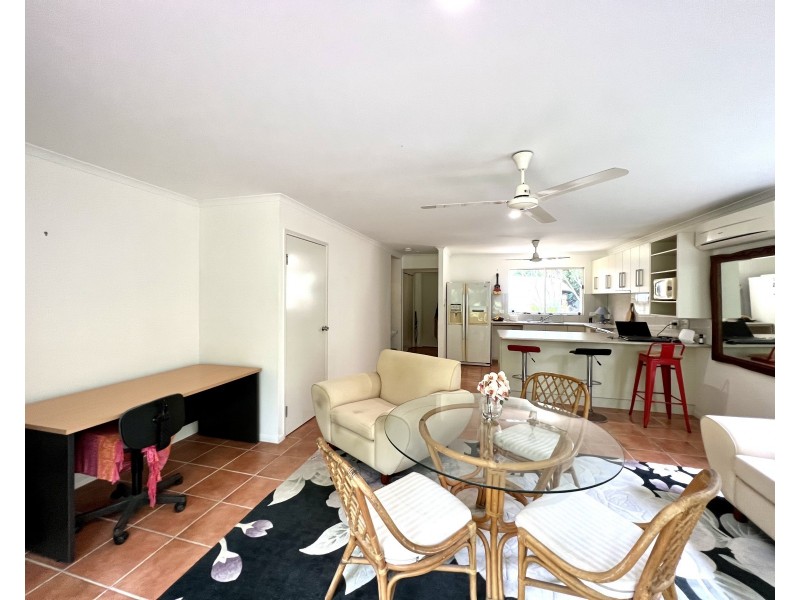 Unit 1/30 Bingil Bay Rd, Bingil Bay QLD 4852