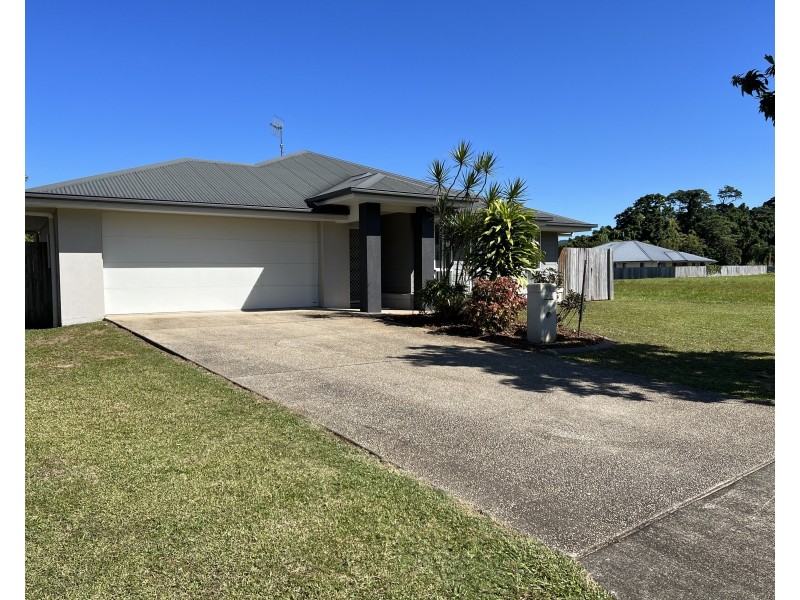 18 Shelly Court, Mission Beach QLD 4852