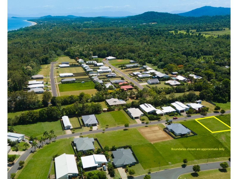 42 Shelly Ct, Mission Beach QLD 4852