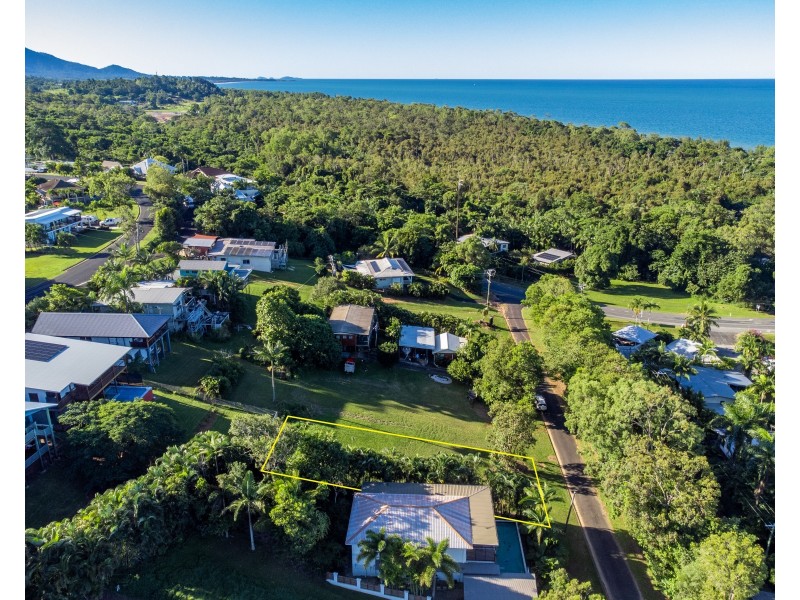 7 Commodore Street, South Mission Beach QLD 4852