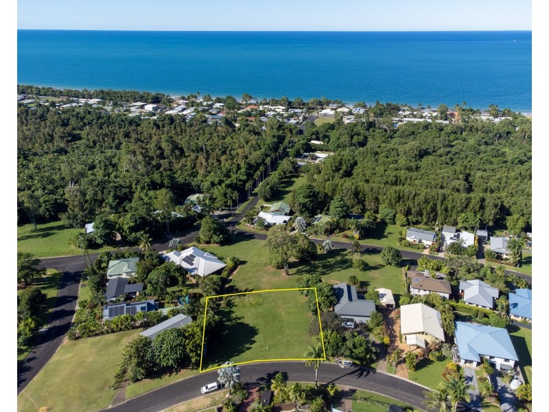 27 Dunkalli Crescent, Wongaling Beach QLD 4852