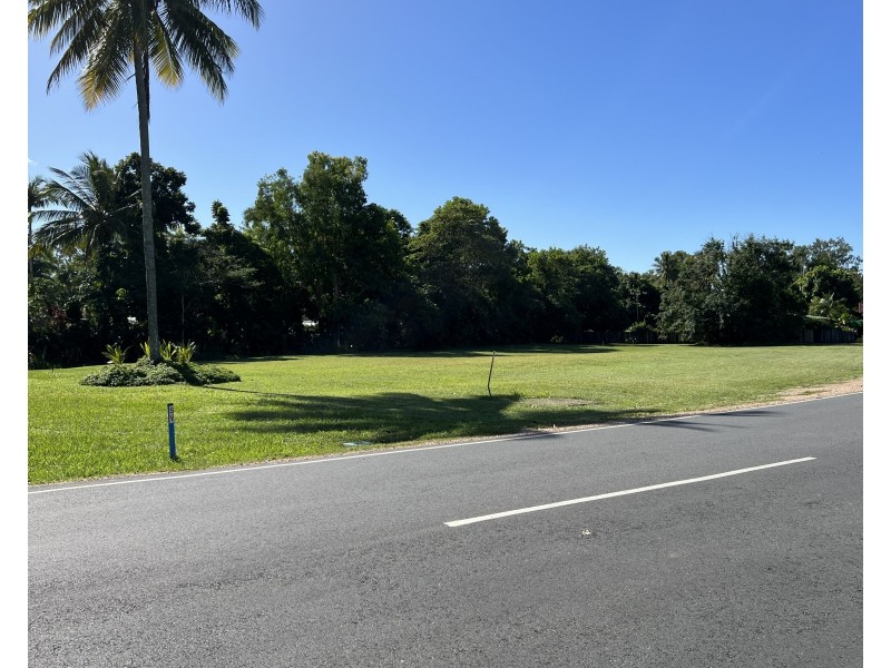 32 Wongaling Beach Road, Wongaling Beach QLD 4852