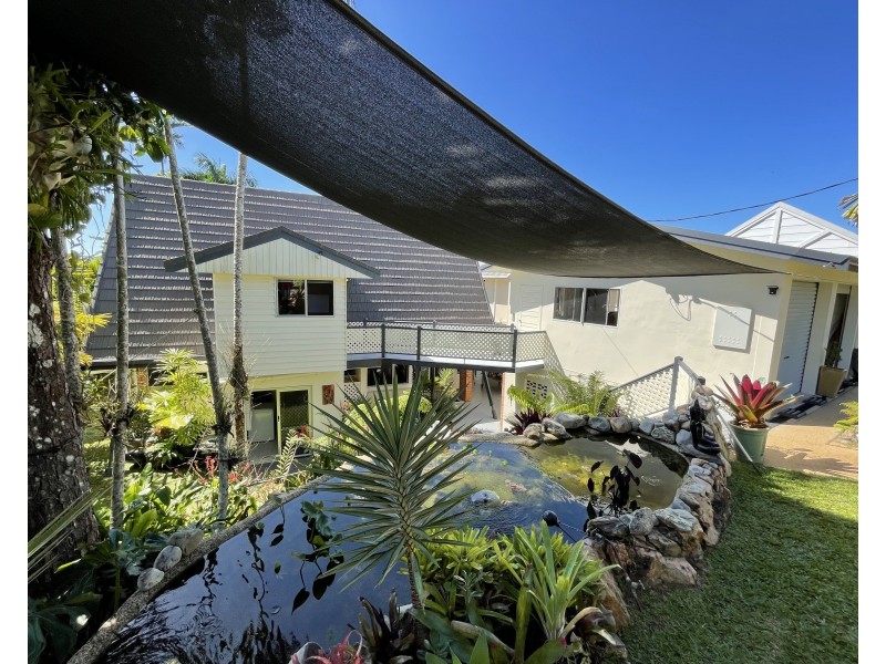 52 Mission Dr, South Mission Beach QLD 4852