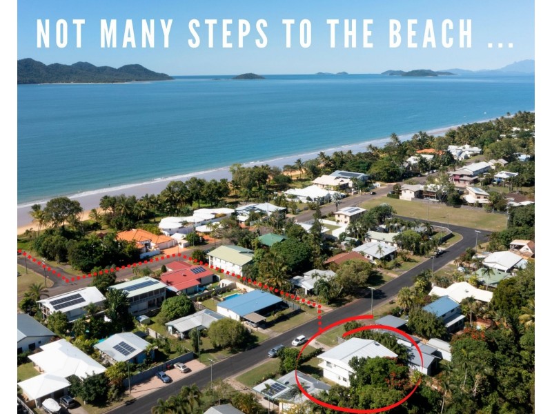 13 Holland St, Wongaling Beach QLD 4852