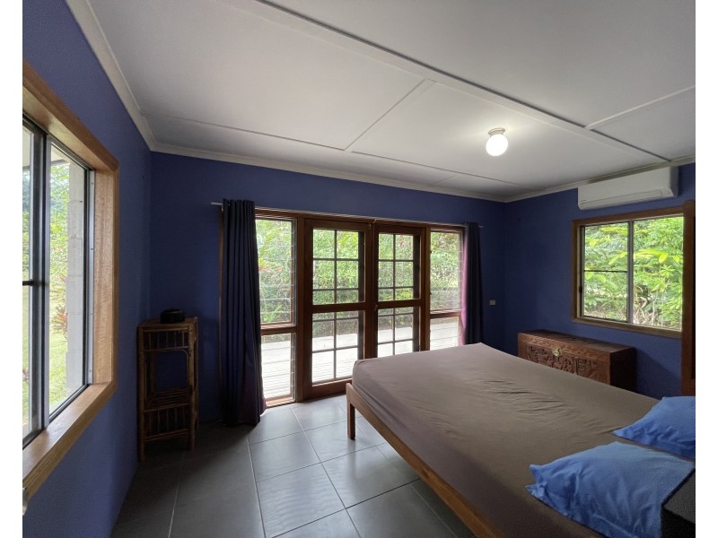 463 East Feluga Rd, East Feluga QLD 4854