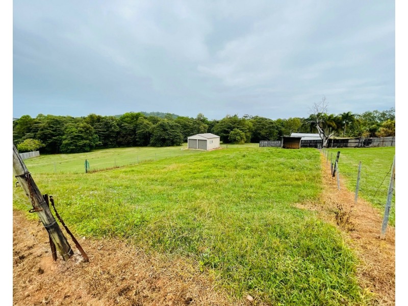 6 The Boulevard, South Mission Beach QLD 4852