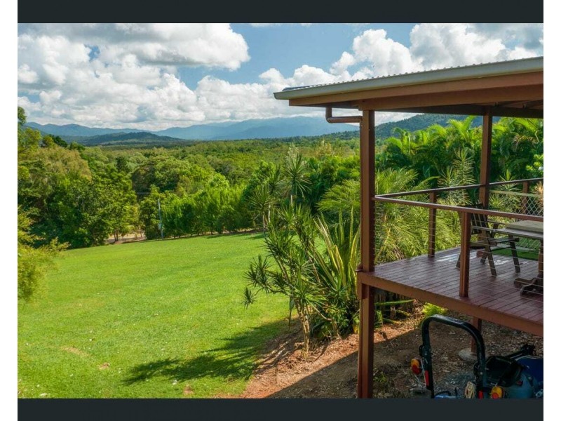 15 North Hull Road, Carmoo QLD 4852