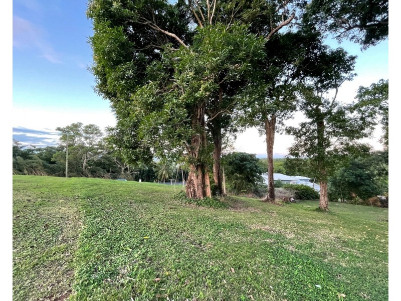 20 Alexander Dr, Mission Beach QLD 4852