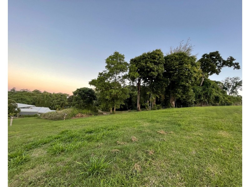 20 Alexander Dr, Mission Beach QLD 4852