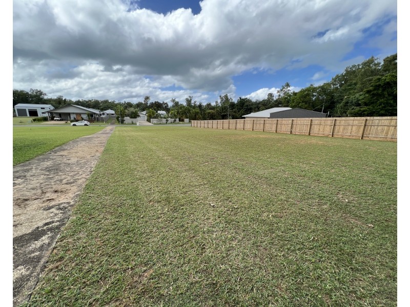 20 Nivosa Ct, Mission Beach QLD 4852