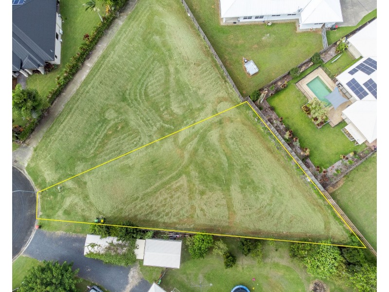 31 Genoa Ct, South Mission Beach QLD 4852