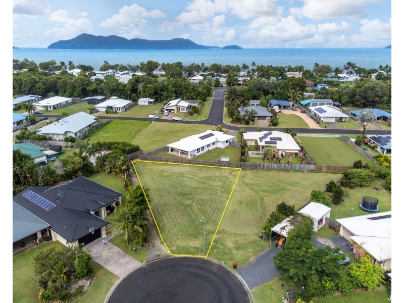 18 Genoa Ct, South Mission Beach QLD 4852