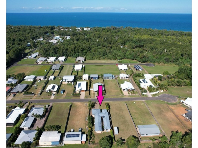 14 Nivosa Ct, Mission Beach QLD 4852