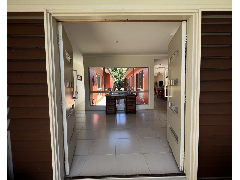 14 Nivosa Ct, Mission Beach QLD 4852