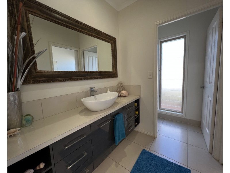 14 Nivosa Ct, Mission Beach QLD 4852
