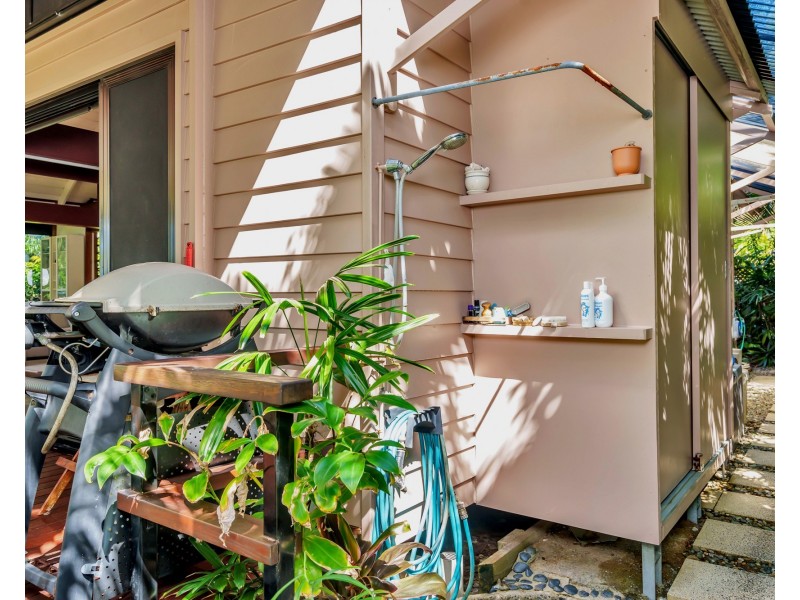 5, 18-20 Reid Rd, Wongaling Beach QLD 4852
