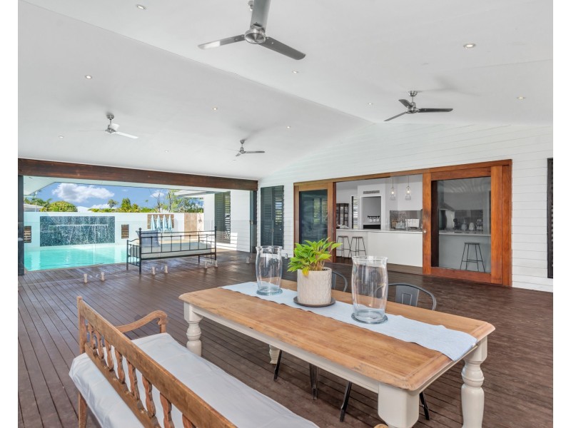60 Mariner Dr, South Mission Beach QLD 4852