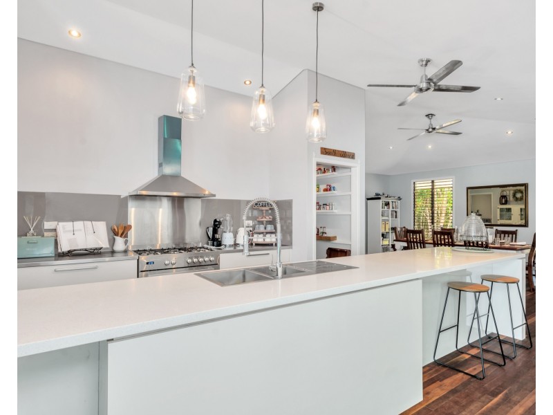 60 Mariner Dr, South Mission Beach QLD 4852