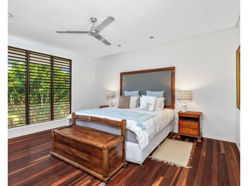 60 Mariner Dr, South Mission Beach QLD 4852