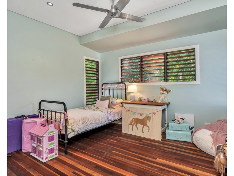 60 Mariner Dr, South Mission Beach QLD 4852