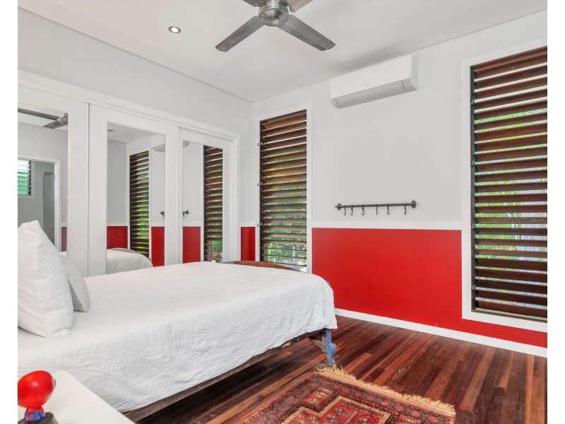 60 Mariner Dr, South Mission Beach QLD 4852