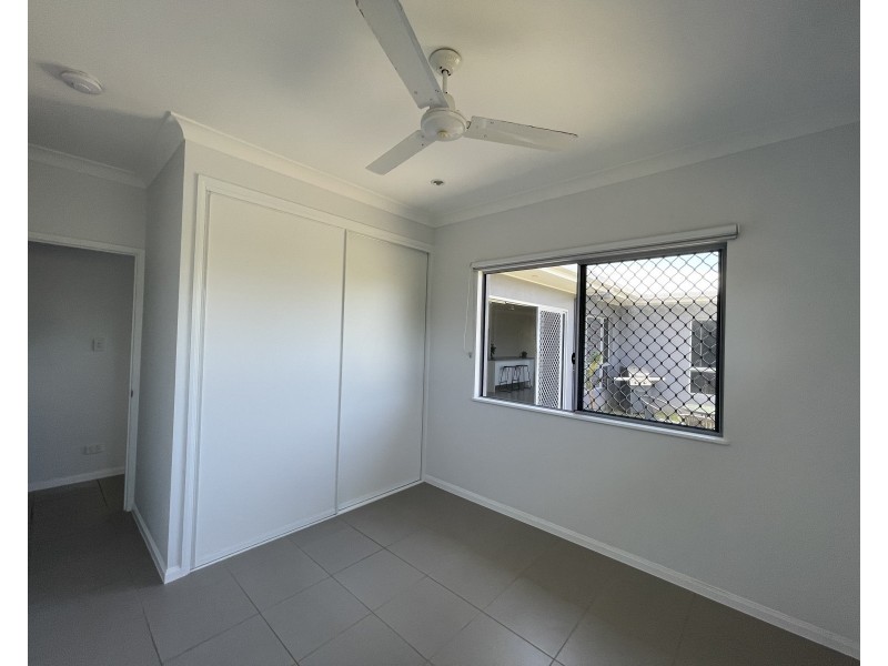 7A Shore St, Wongaling Beach QLD 4852