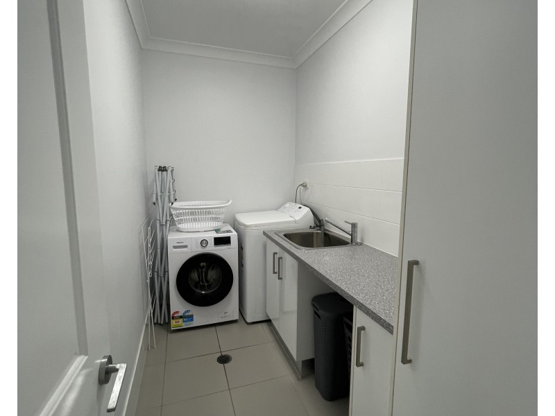 7A Shore St, Wongaling Beach QLD 4852
