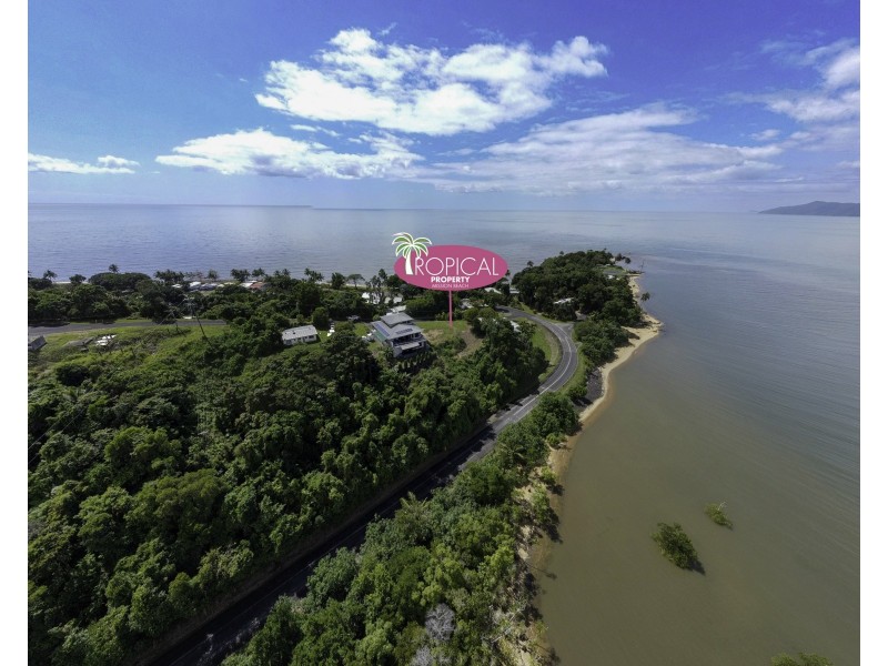 7-9 Maria St, Flying Fish Point QLD 4860