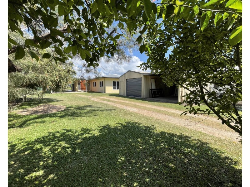 21 Buccaneer St, South Mission Beach QLD 4852
