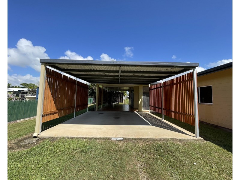 21 Buccaneer St, South Mission Beach QLD 4852