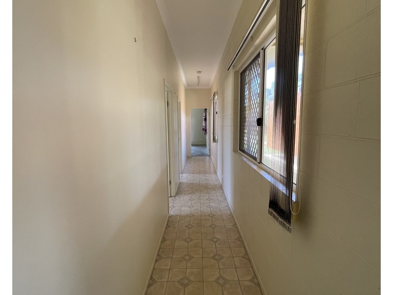 21 Buccaneer St, South Mission Beach QLD 4852