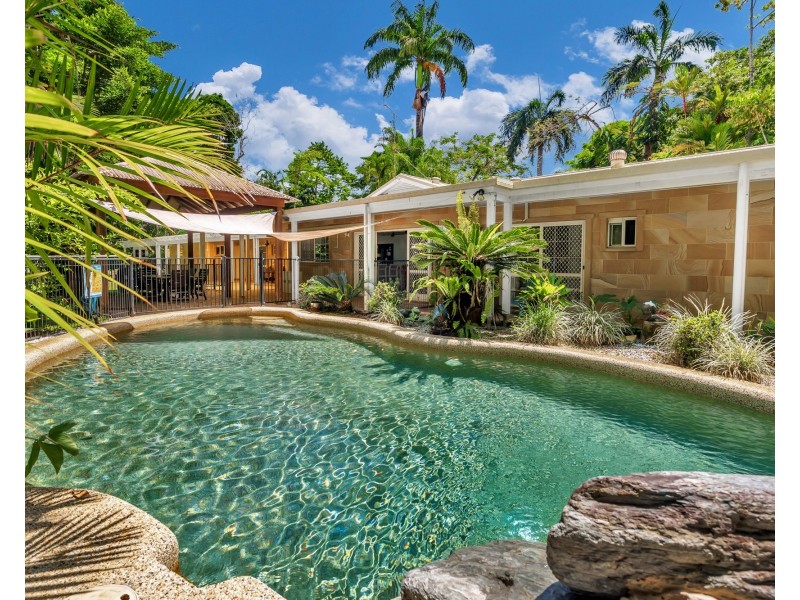 1 Spurwood Cl, Wongaling Beach QLD 4852
