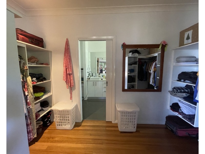 1 Purtaboi Cl, Mission Beach QLD 4852